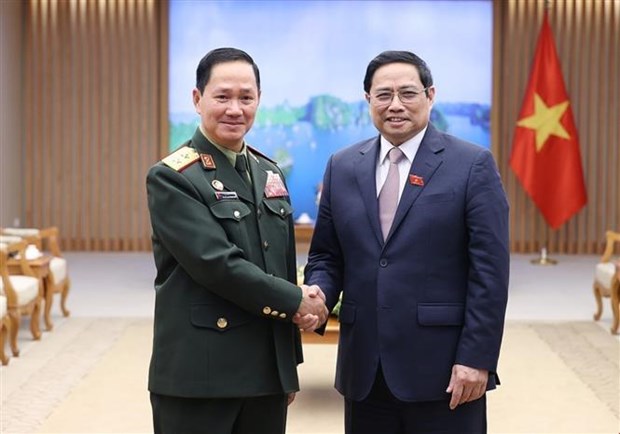 Prime Minister hosts Chief of General Staff of Lao People’s Army